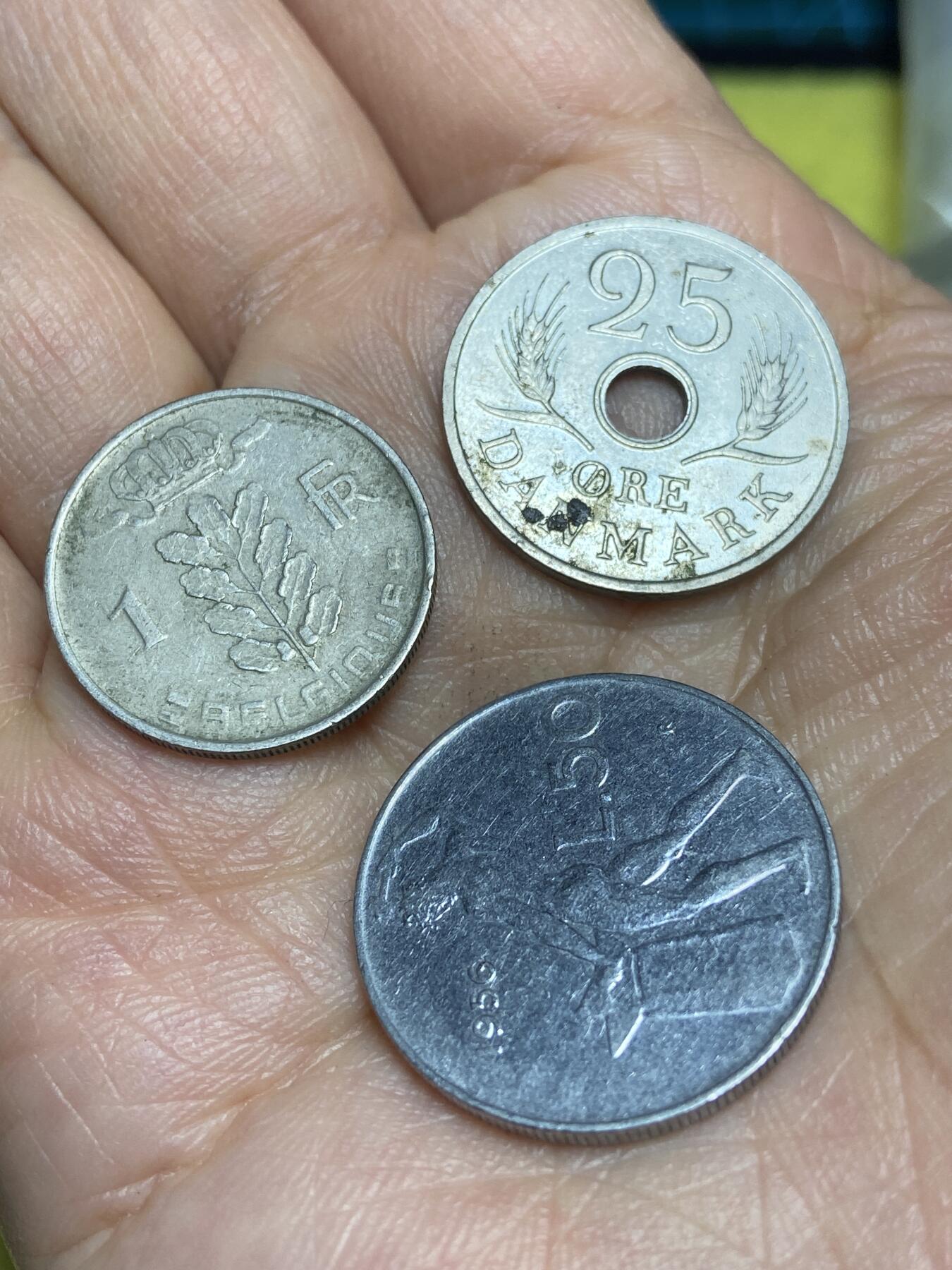 2026年第十五场(总第一百八十四场）外国好品散币场(免佣金) 散币3枚：意大利🇮🇹1956年50里拉，丹麦🇩🇰1968年25欧尔，比利时🇧🇪1958年1法郎