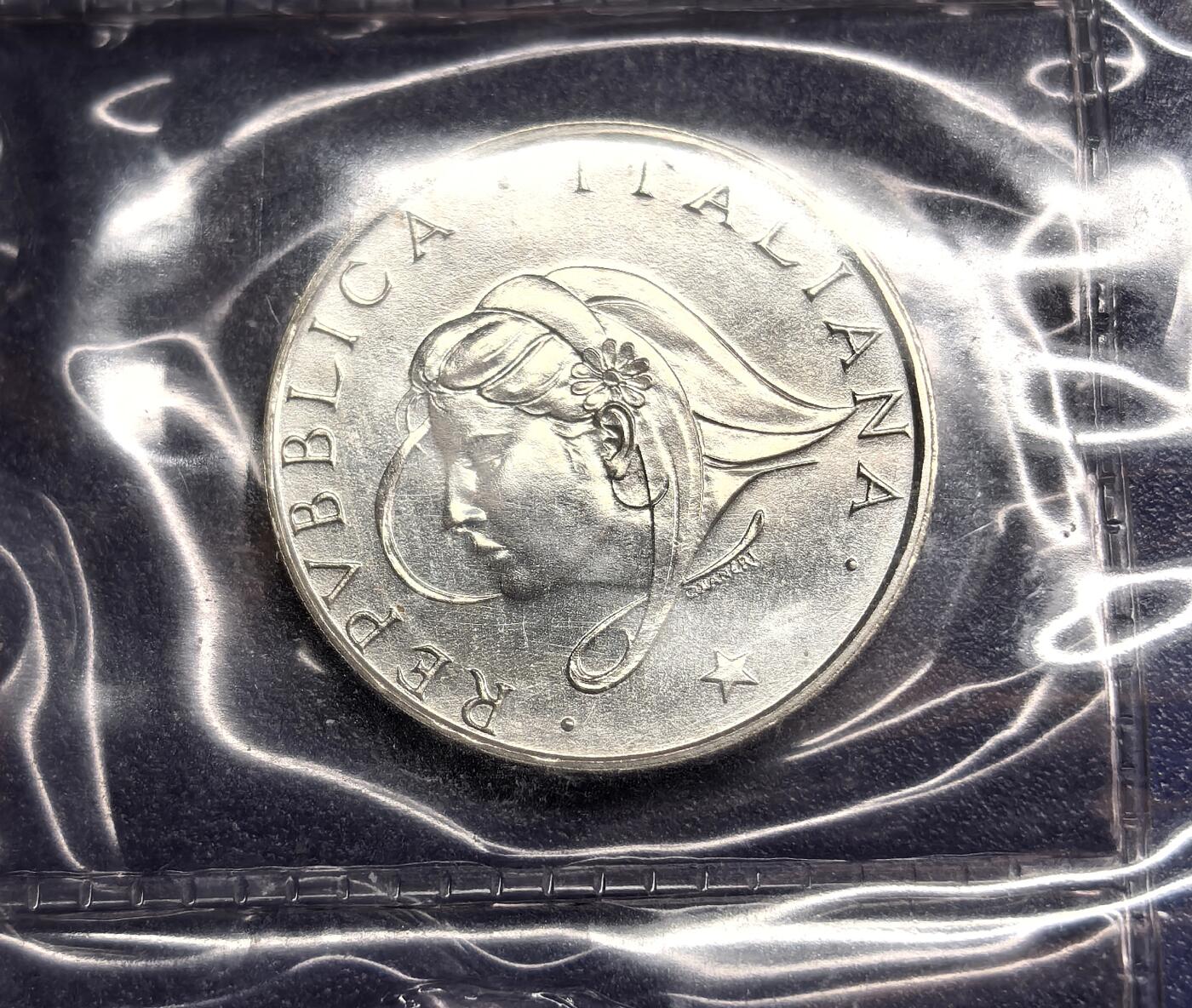 凡希社世界钱币微拍第三百十九期 意大利芬兰银币两枚一组原厂包装