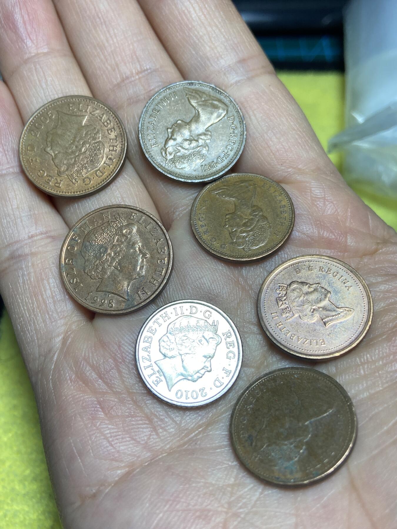 2026年第十五场(总第一百八十四场）外国好品散币场(免佣金) 英系散币7枚：英国🇬🇧1971年2005年1新便士，马恩岛1998年1便士，2021年5便士，加拿大🇨🇦1968年98年71年1分