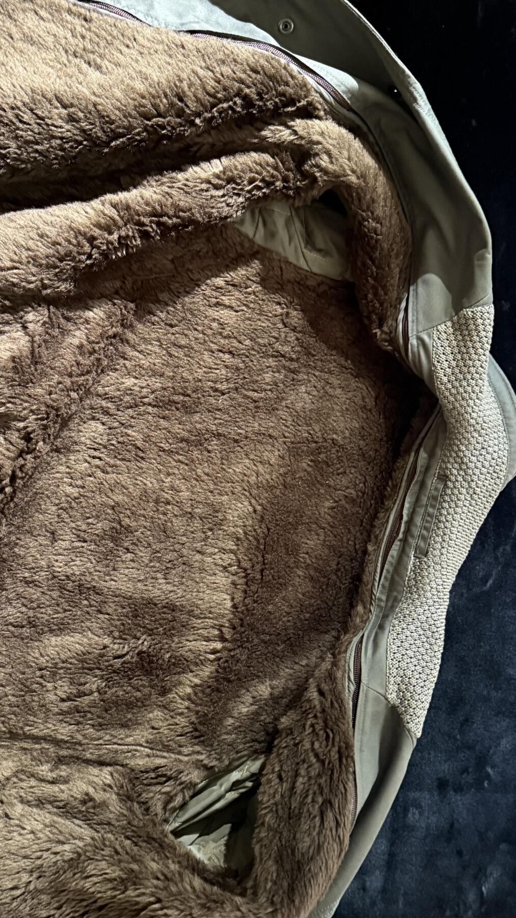 戎马世界章牌大赏第110期 匈牙利陆军上尉大衣