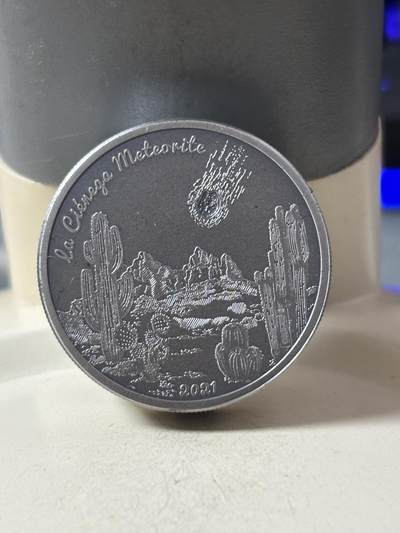 第189期拍卖 - 库克2021年镶嵌墨西哥索诺拉州拉西埃内加陨石银币，999银，1盎司，发行2500枚