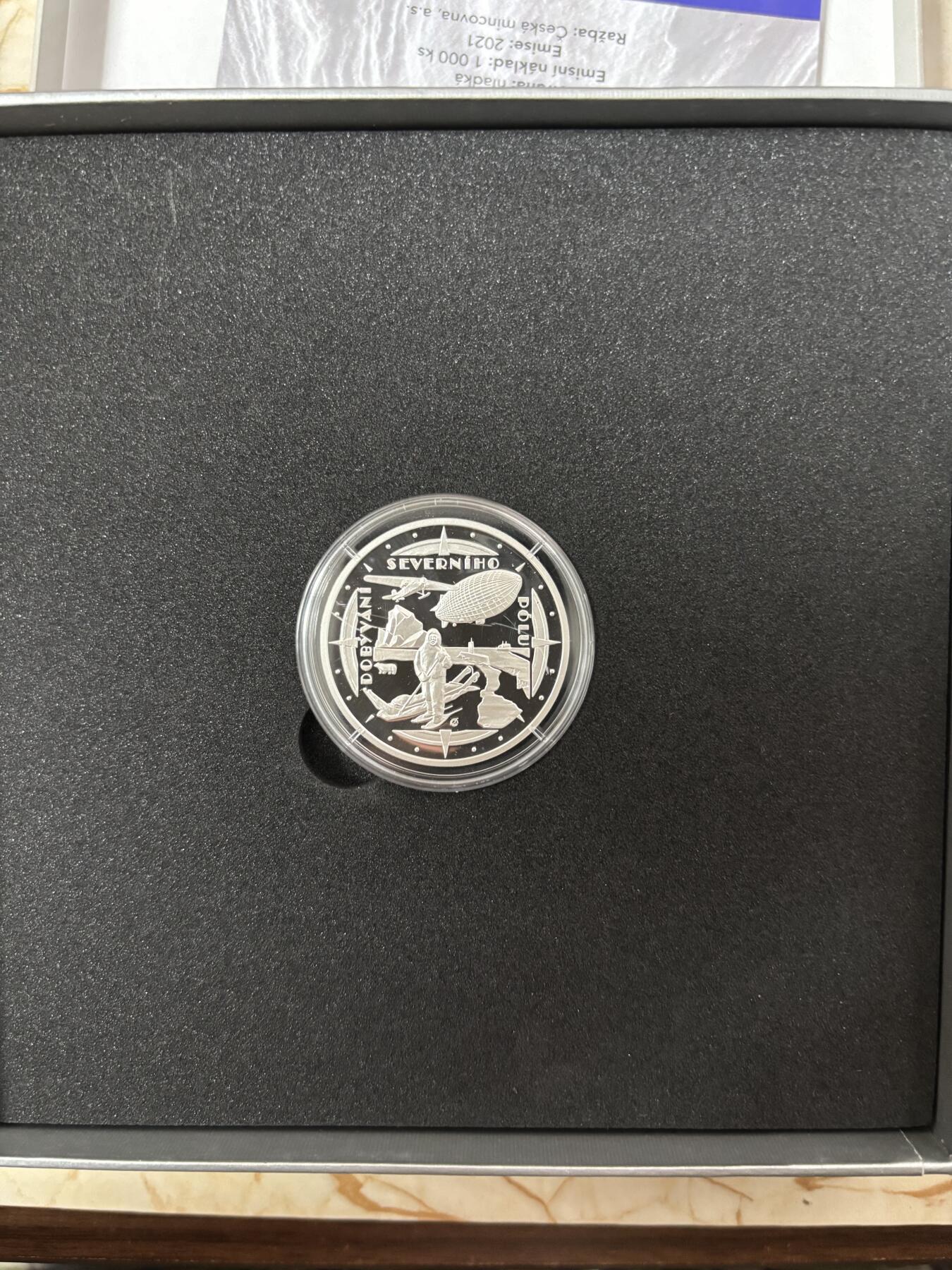 第189期拍卖 纽埃2021年征服北极系列1盎司精制纪念银币，999银，发行1000枚