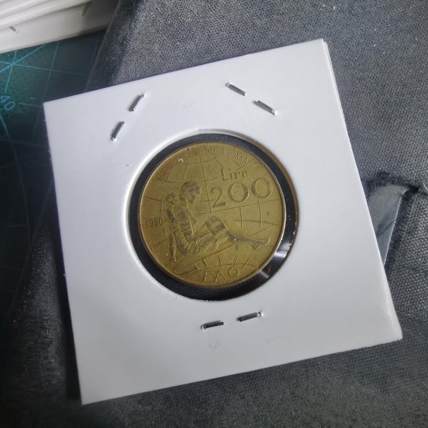 沼泽如烟--第973场 意大利1980年200里拉纪念币