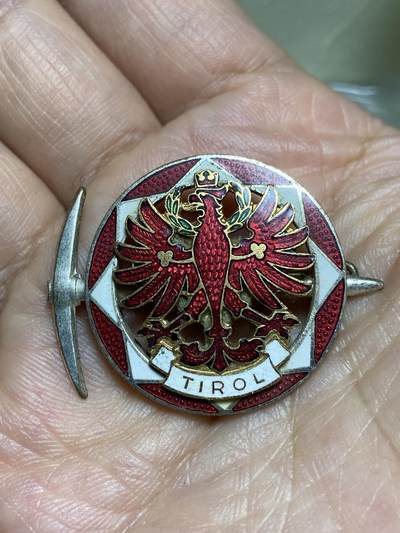 2026年第十五场(总第一百八十四场）外国好品散币场(免佣金) - 奥地利🇦🇹蒂罗尔州登山/滑雪纪念章(蒂罗尔州徽，红鹰头戴王冠，象征自治与传统)