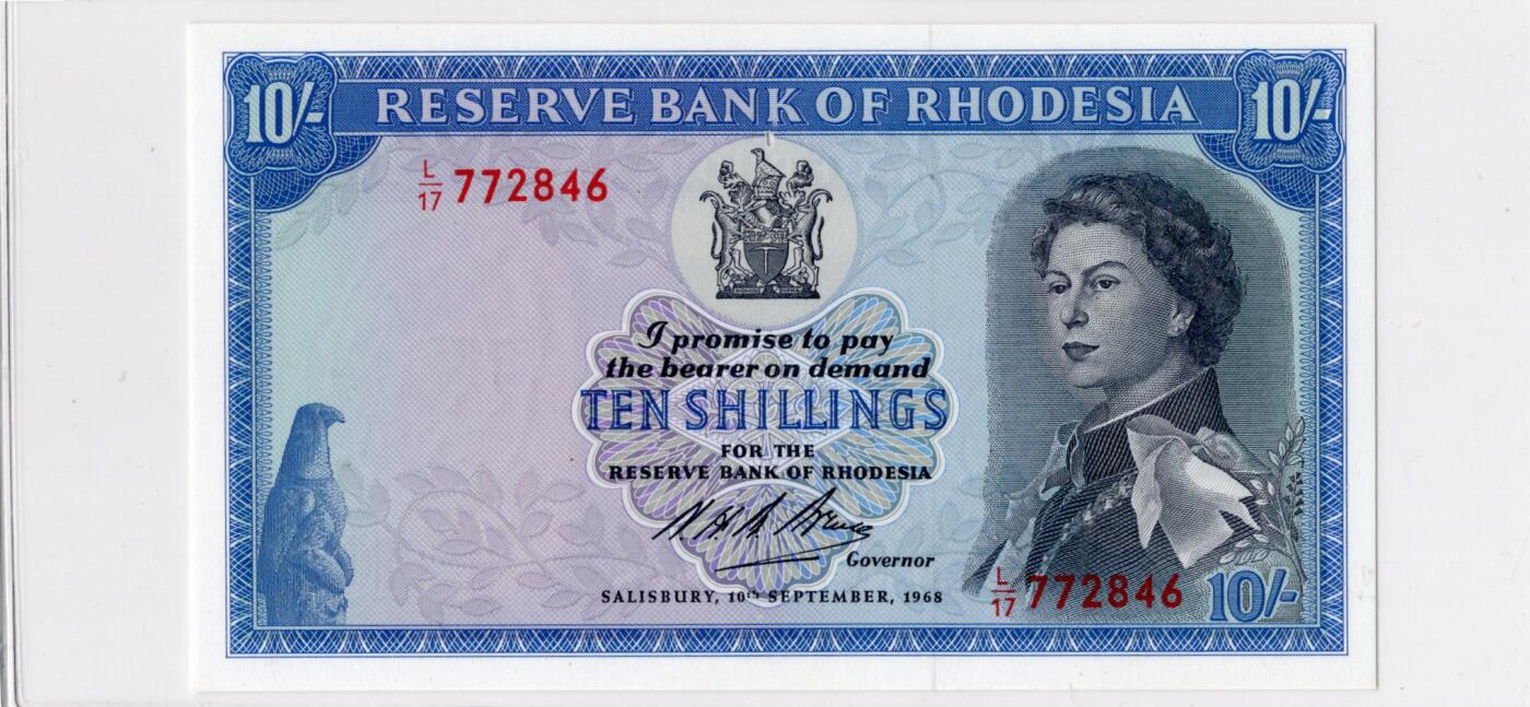 徐霞客拍卖首拍 罗得西亚	P-27b 1968年10先令 L/17 772846	au	纸币中间缺一个小点肉 	罗得西亚镑体系下的最后一批纸币之一，1970年罗得西亚就将货币改为元，因此该版纸币见证了旧殖民货币体系的终结。伊丽莎白二世女王肖像，延续了英属殖民地纸币的传统，同时也是罗得西亚在法律上仍宣称效忠英国王室的象征。
