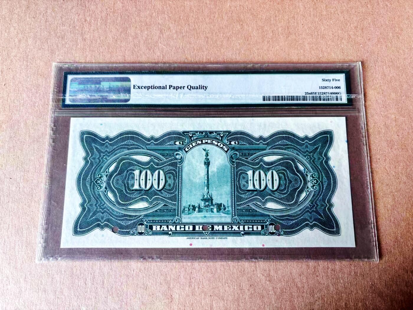 【Blue Auction】世界纸币精拍第779期——18级TOP拍卖/信誉/品质/专业/高效💫 墨西哥 1925-34年100比索 PMG65EPQ ABNC出品 样钞 正面是加拿大100元纸币背面的经典图案，雕刻非常精美。背面是位于墨西哥城的独立纪念柱，于1910年9月16日墨西哥独立战争100周年落成，由墨西哥建筑师和法国雕刻家合作完成的，它是墨西哥人民独立精神的象征，也是墨西哥人民反对外来侵略者、争取民族独立的胜利标志。