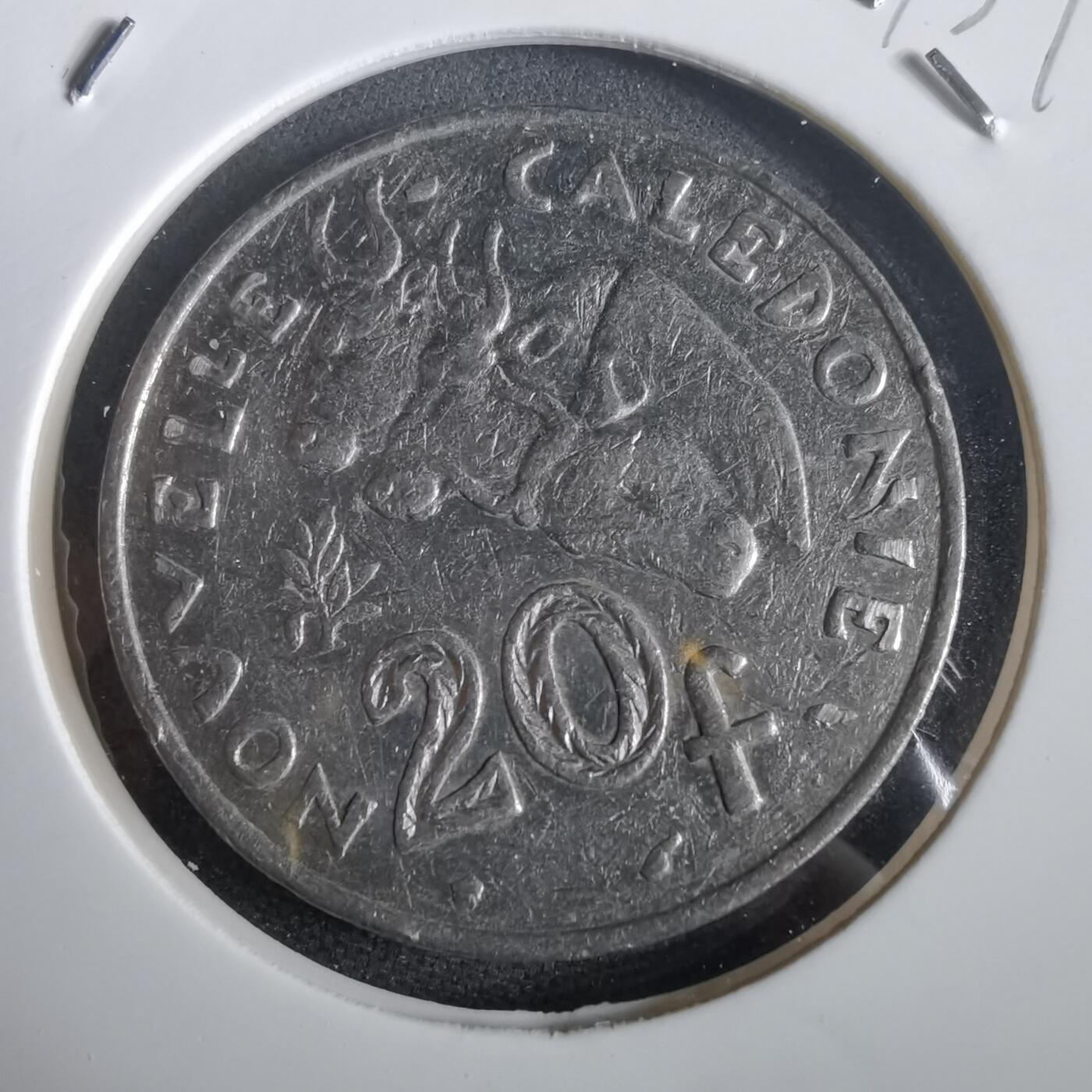 沼泽如烟--第973场 法属新喀里多尼亚1986年20法郎