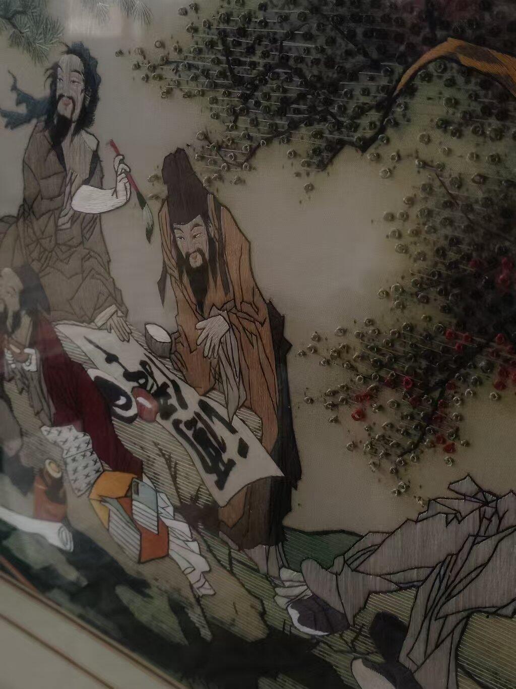 高档蚕丝刺绣：苏工刺绣，【饭中八宝】人物栩栩如生，特别精致，长107.5/宽51.5厘米