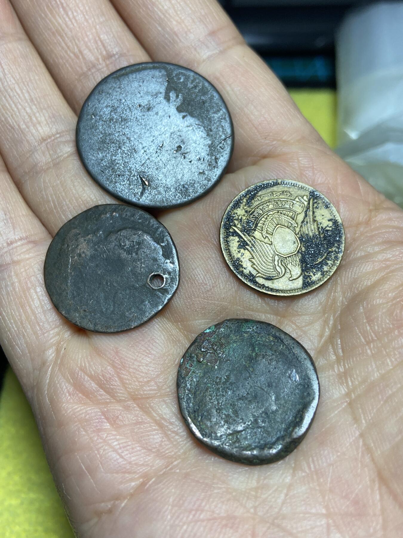 2026年第十五场(总第一百八十四场）外国好品散币场(免佣金) 差品币4枚