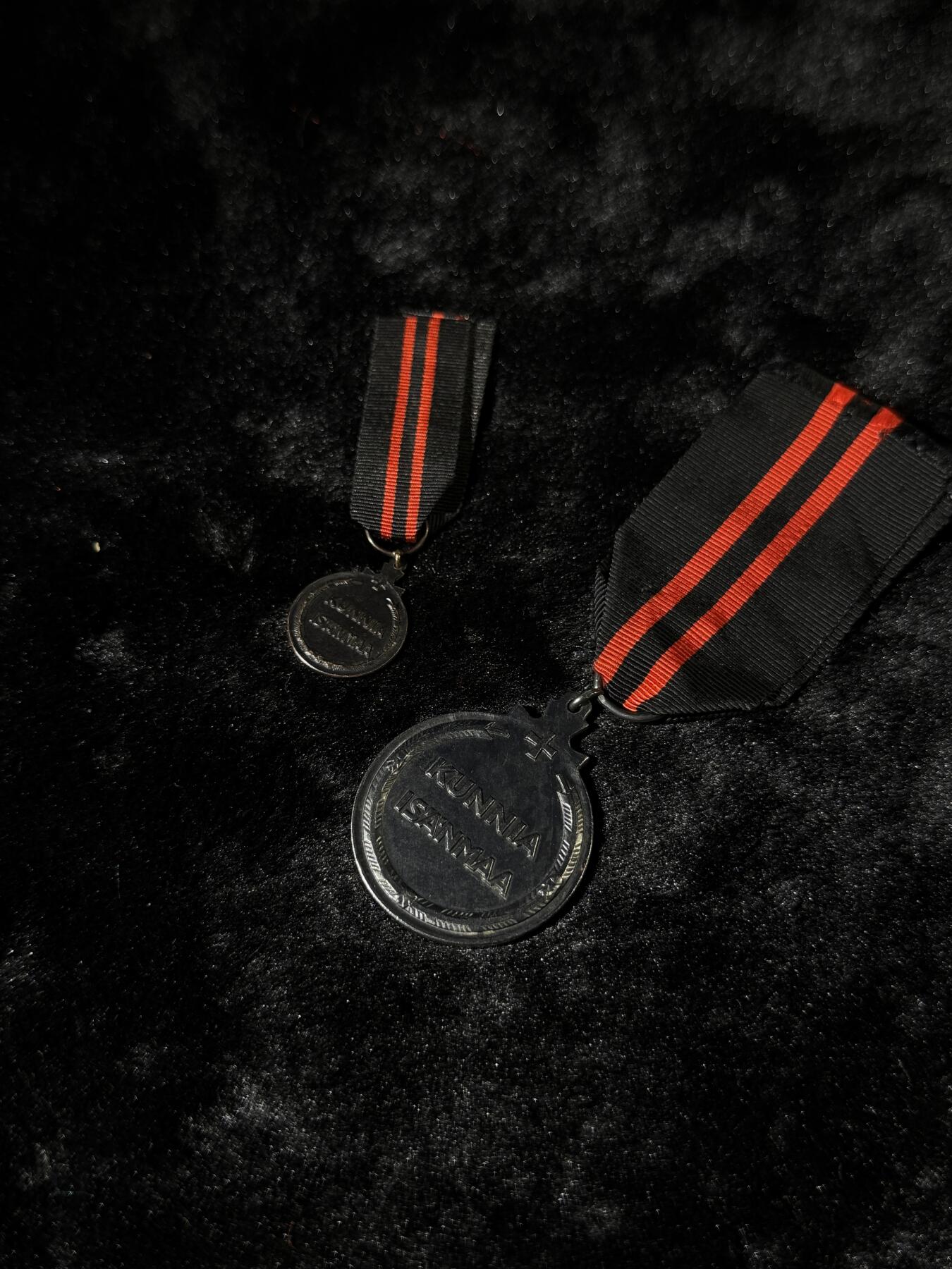 戎马世界章牌大赏第110期 芬兰冬季战争奖章，带mini章