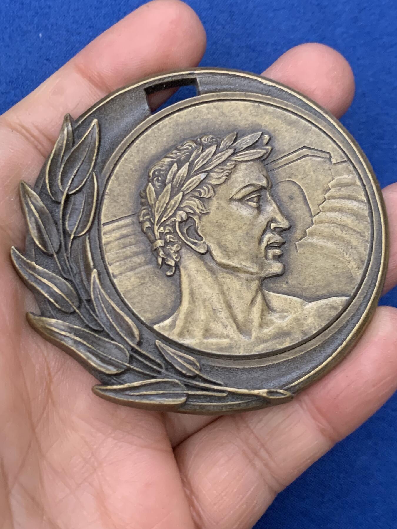 《竞宝斋》第461场 周日，周一，2场连拍 （全场包邮）欢迎送拍 塞普蒂马尼亚文学与艺术：吟游诗人 单面铜章 72.5克 66.5mm 带盒