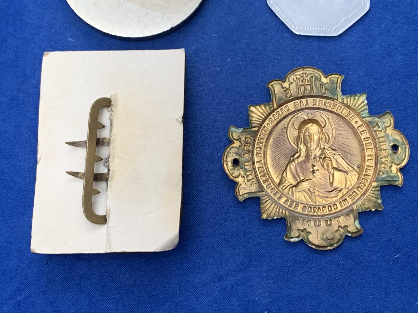 《竞宝斋》第461场 周日，周一，2场连拍 （全场包邮）欢迎送拍 六枚一组 欧洲异形章 总重约230克