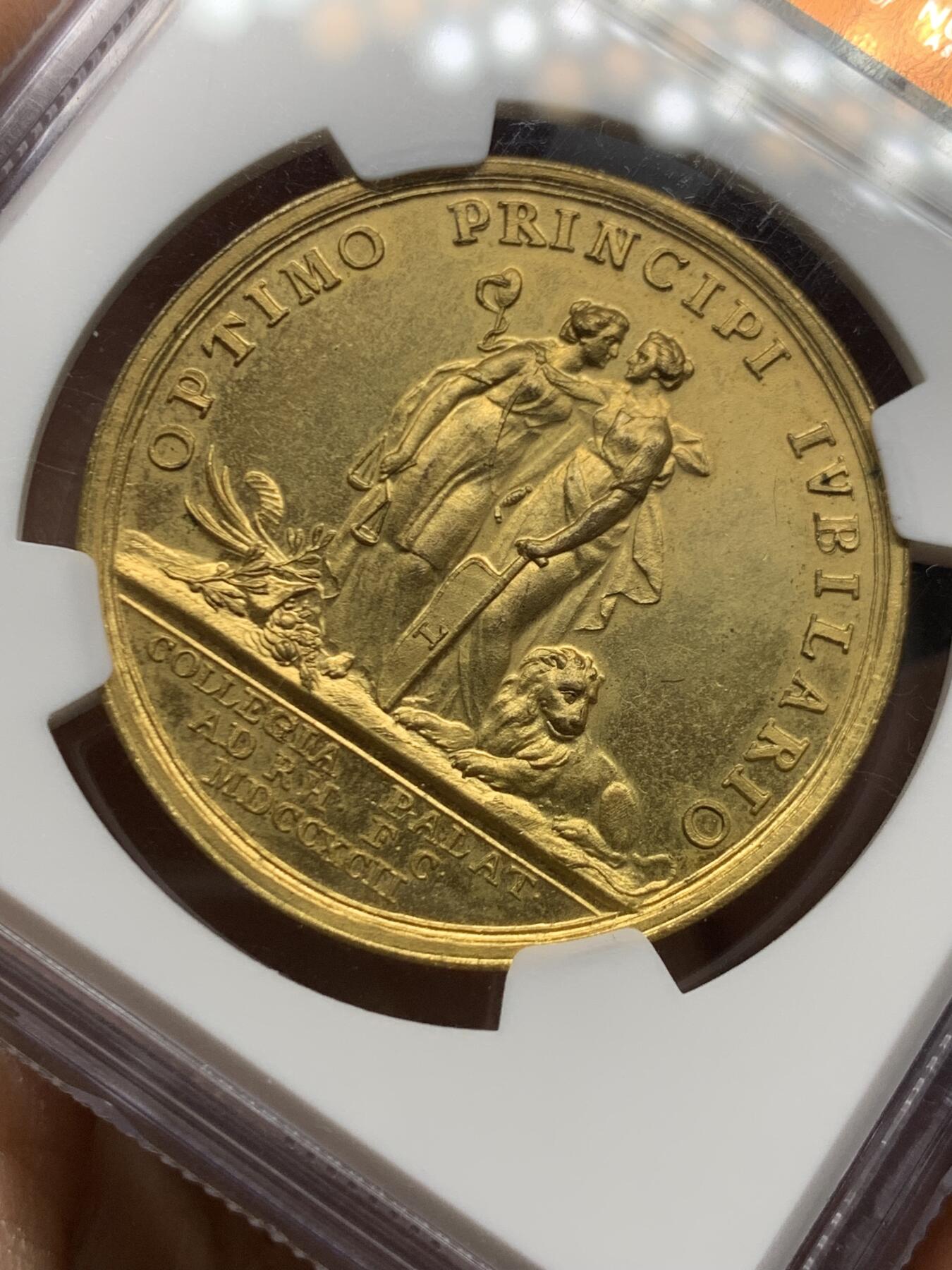 《竞宝斋》第461场 周日，周一，2场连拍 （全场包邮）欢迎送拍 NGC MS63 德国普法尔茨选侯国 纪念选侯卡尔·特奥多尔执政50周年镀金铜章 罕见品种