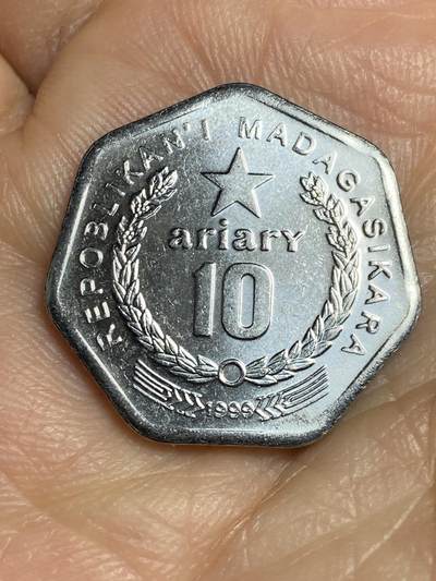 2026年第十五场(总第一百八十四场）外国好品散币场(免佣金) - 马达加斯加🇲🇬1999年10法郎