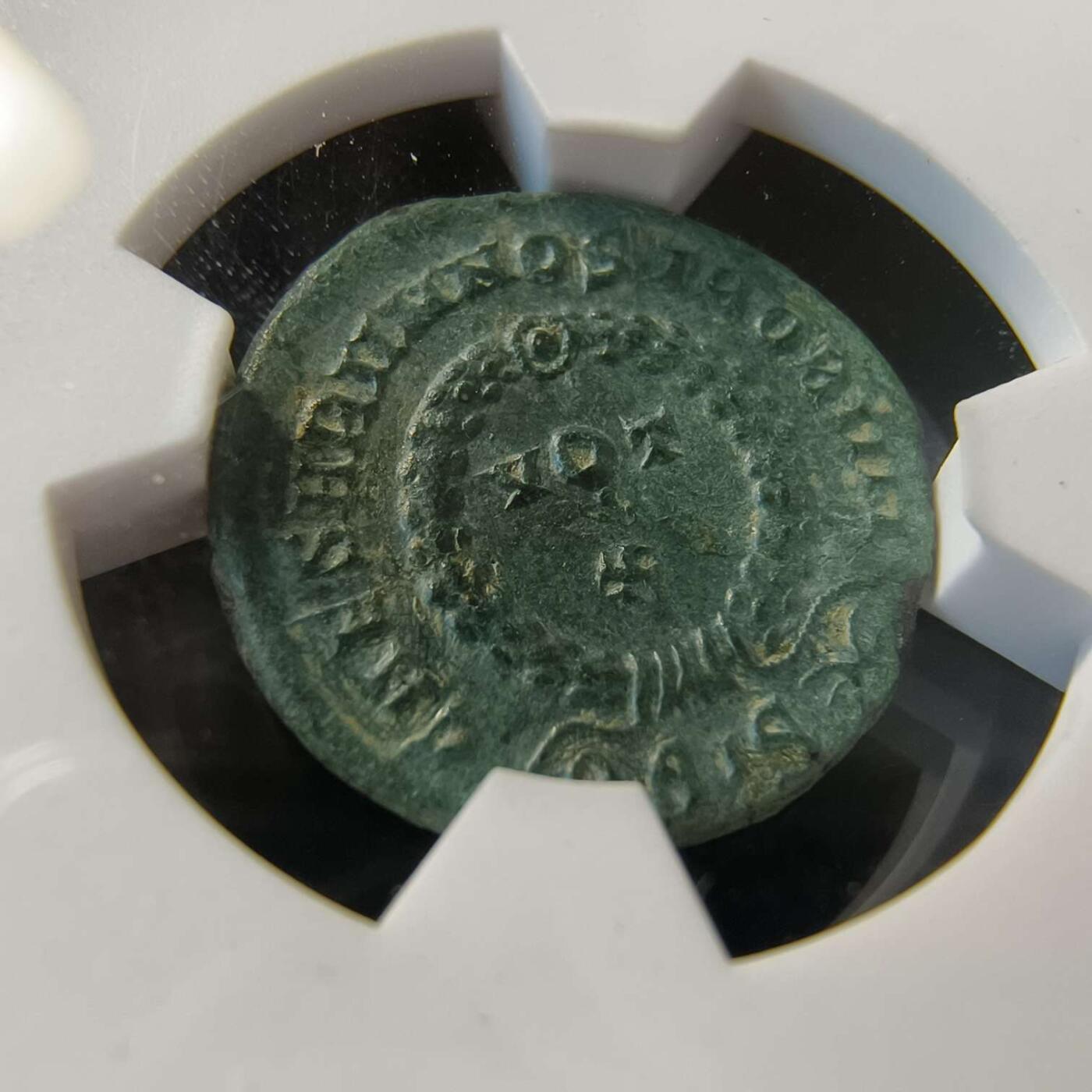 七河·世界币章矿标杂件每周小拍（总第35期）（本场周二结标） 精品（22）k628 古罗马帝国铜币 克里斯普斯  华夏评级XF45