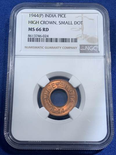 《竞宝斋》第461场 周日，周一，2场连拍 （全场包邮）欢迎送拍 - NGC MS66RD 印度1944年乔治六世1派沙中孔铜币，极致RD高分