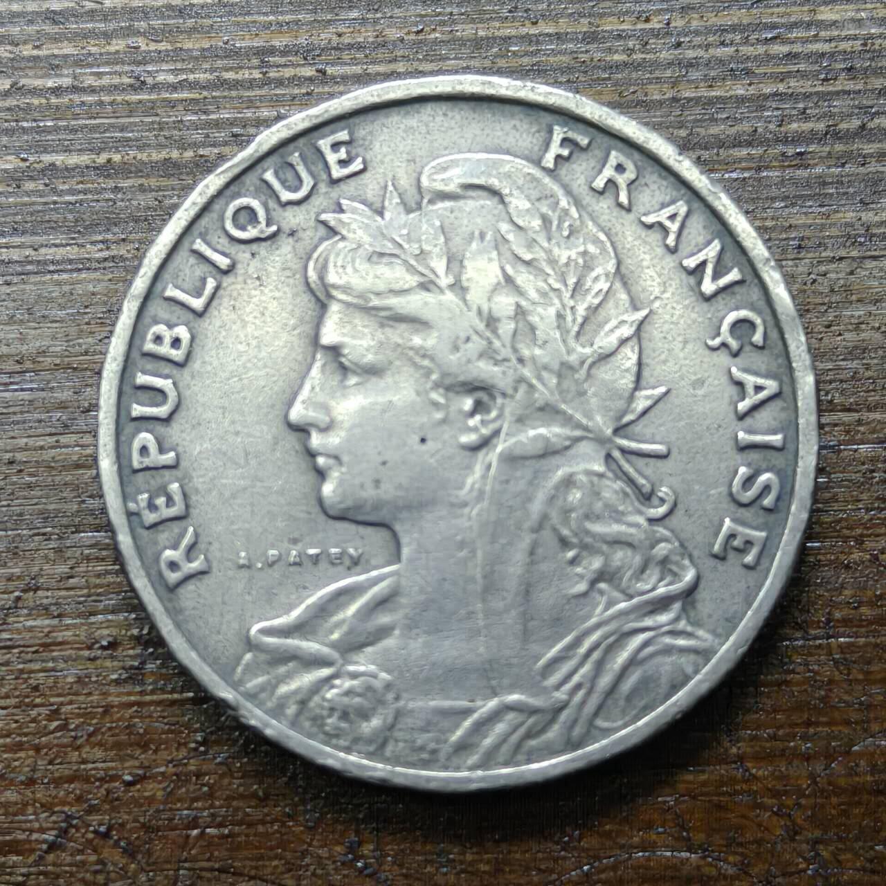 【铜匠收藏】★第140场★散币场。不寄存，30包邮。不满30元，支付5元运费。《接受代拍 代送NGC评级》 46【无寄存】法国法兰西第三共和国时期1904年25分 镍币