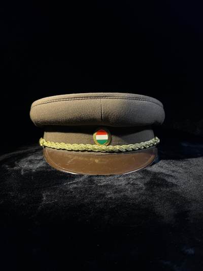 戎马世界章牌大赏第110期 - 匈牙利军帽