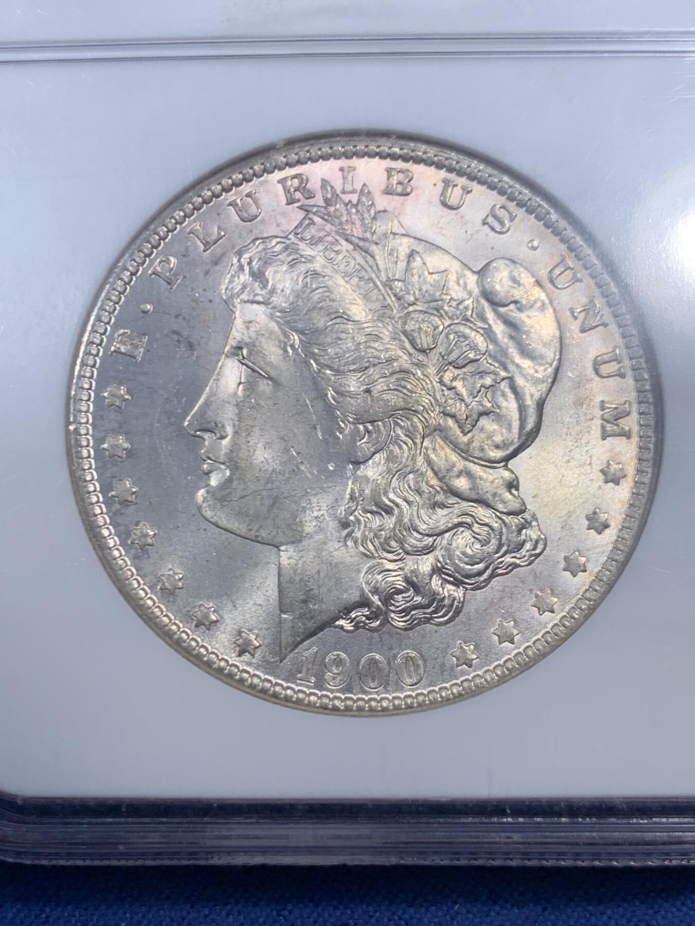 《竞宝斋》第461场 周日，周一，2场连拍 （全场包邮）欢迎送拍 NGC MS63 美国1900年O版摩根1美元大银币，少见年份，经典老白盒子，盒子本身也具收藏价值