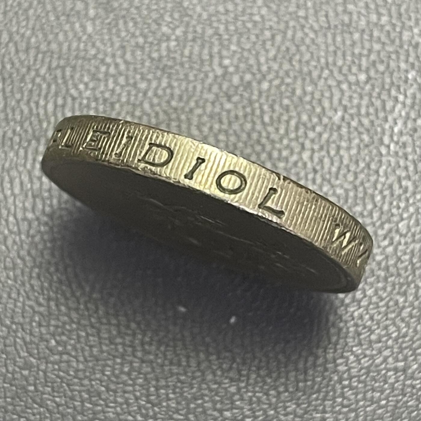 回流0125 英国1990年1英镑加厚铜币 威尔士韭葱