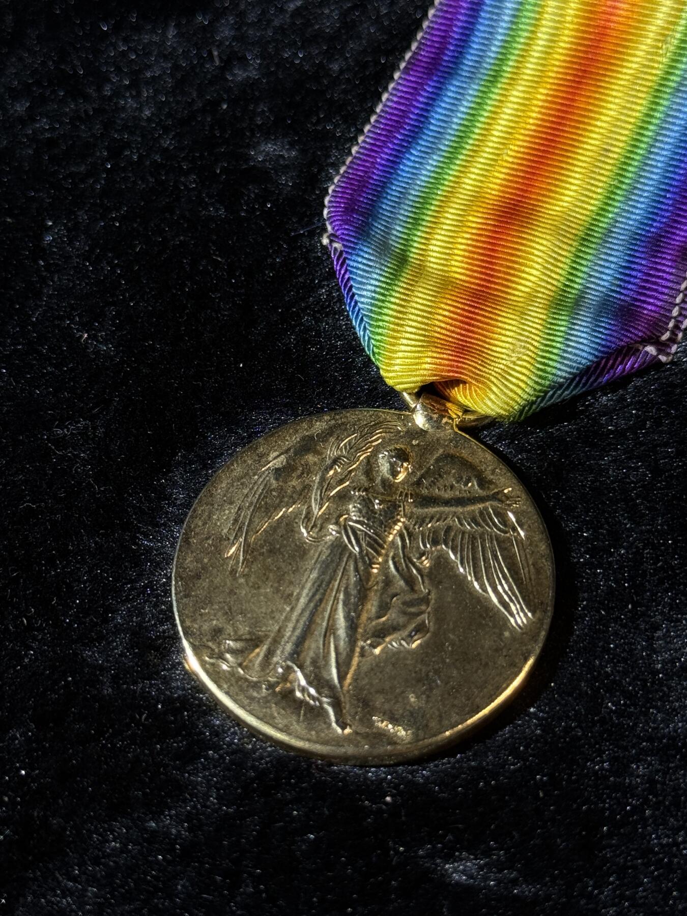 戎马世界章牌大赏第110期 英国一战胜利奖章，复刻