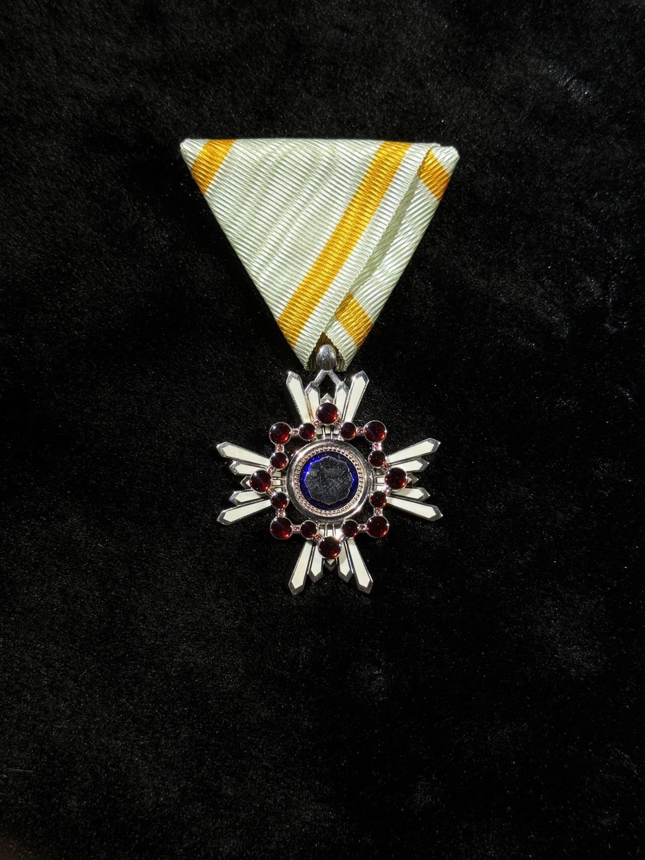 戎马世界章牌大赏第110期 勋六等瑞宝章