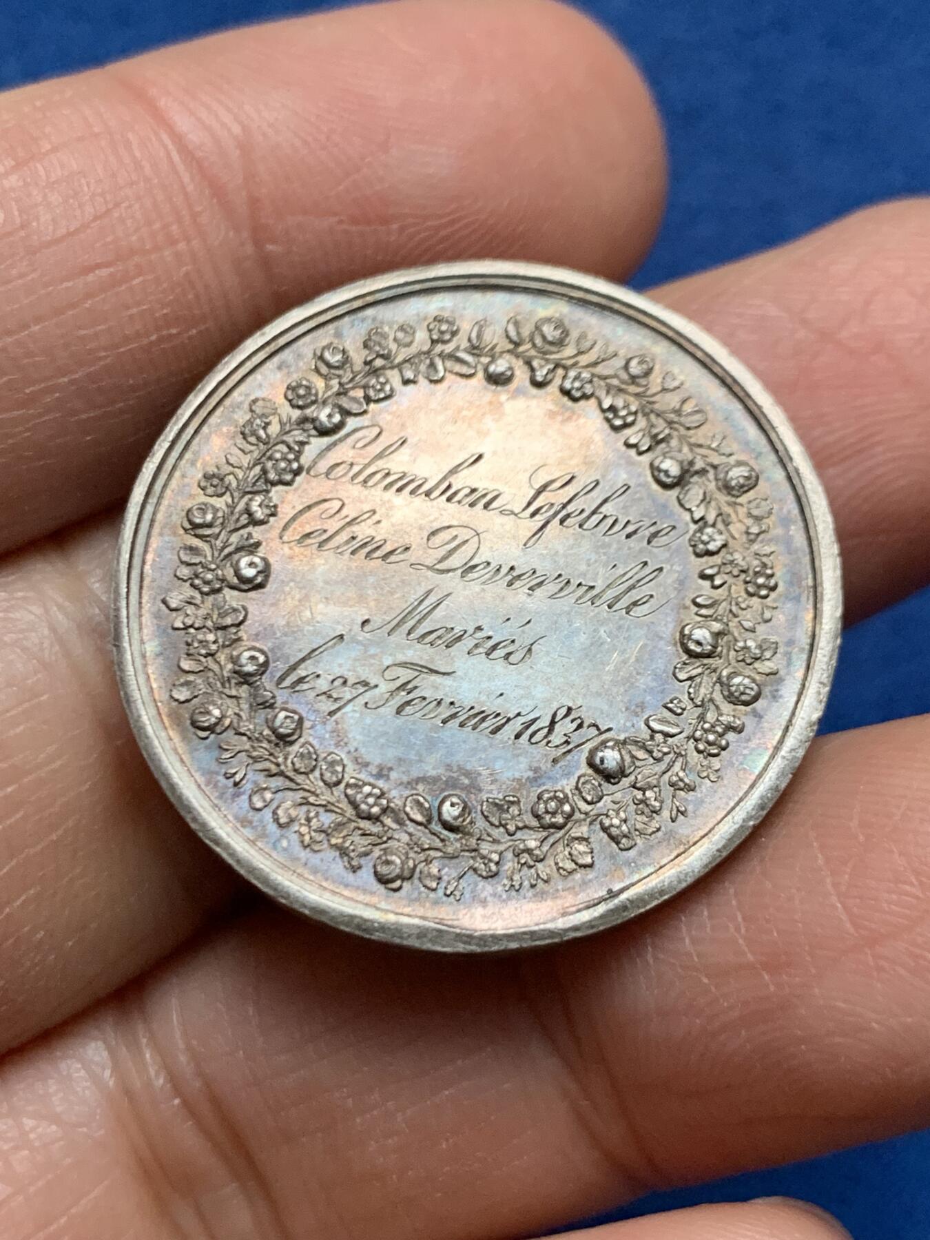 《竞宝斋》第461场 周日，周一，2场连拍 （全场包邮）欢迎送拍 法国婚礼银章 12克 29mm 神灯边铭