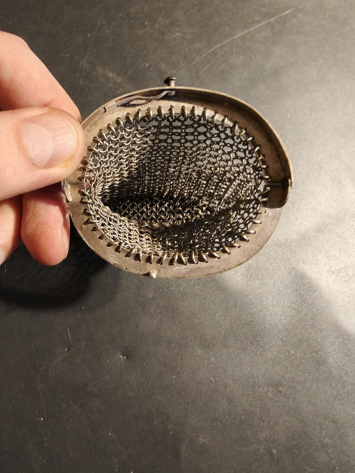 老王徽章第179期 法国银钱袋    野猪头银标    37.5g    