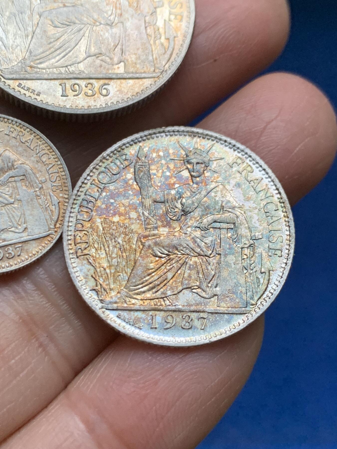 《竞宝斋》第461场 周日，周一，2场连拍 （全场包邮）欢迎送拍 三枚一组 法属印度支那坐洋50分20分10分银币 好品好状态