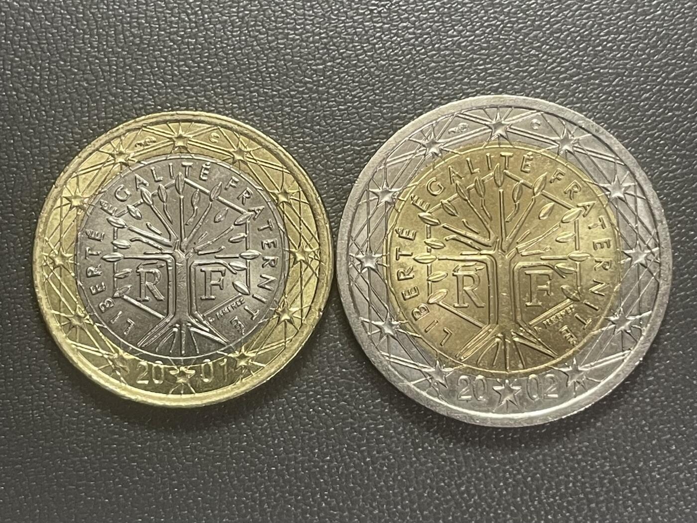 回流0125 法国2001年1欧元、2002年2欧元双色币 生命树