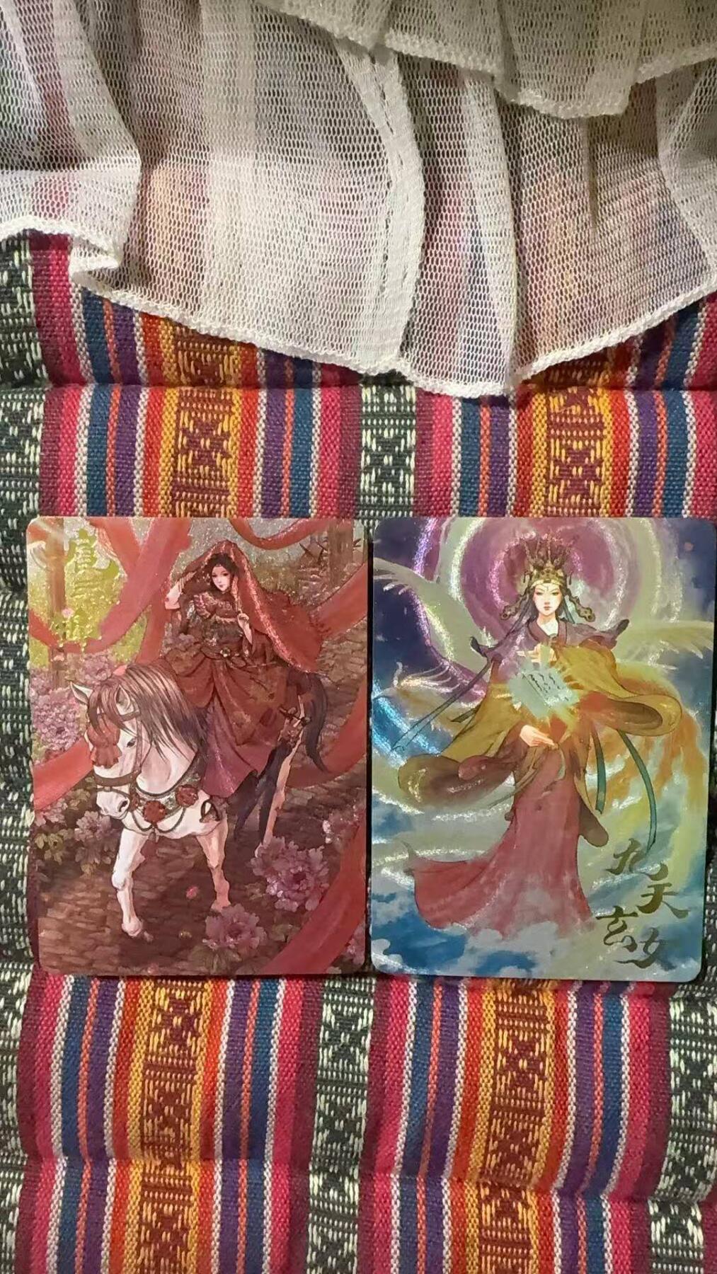 光影卡牌第29期，各家亲签，各家套卡，持续收拍品 卡趣多水浒粗闪特卡2张，嫁衣三娘＋九天玄女