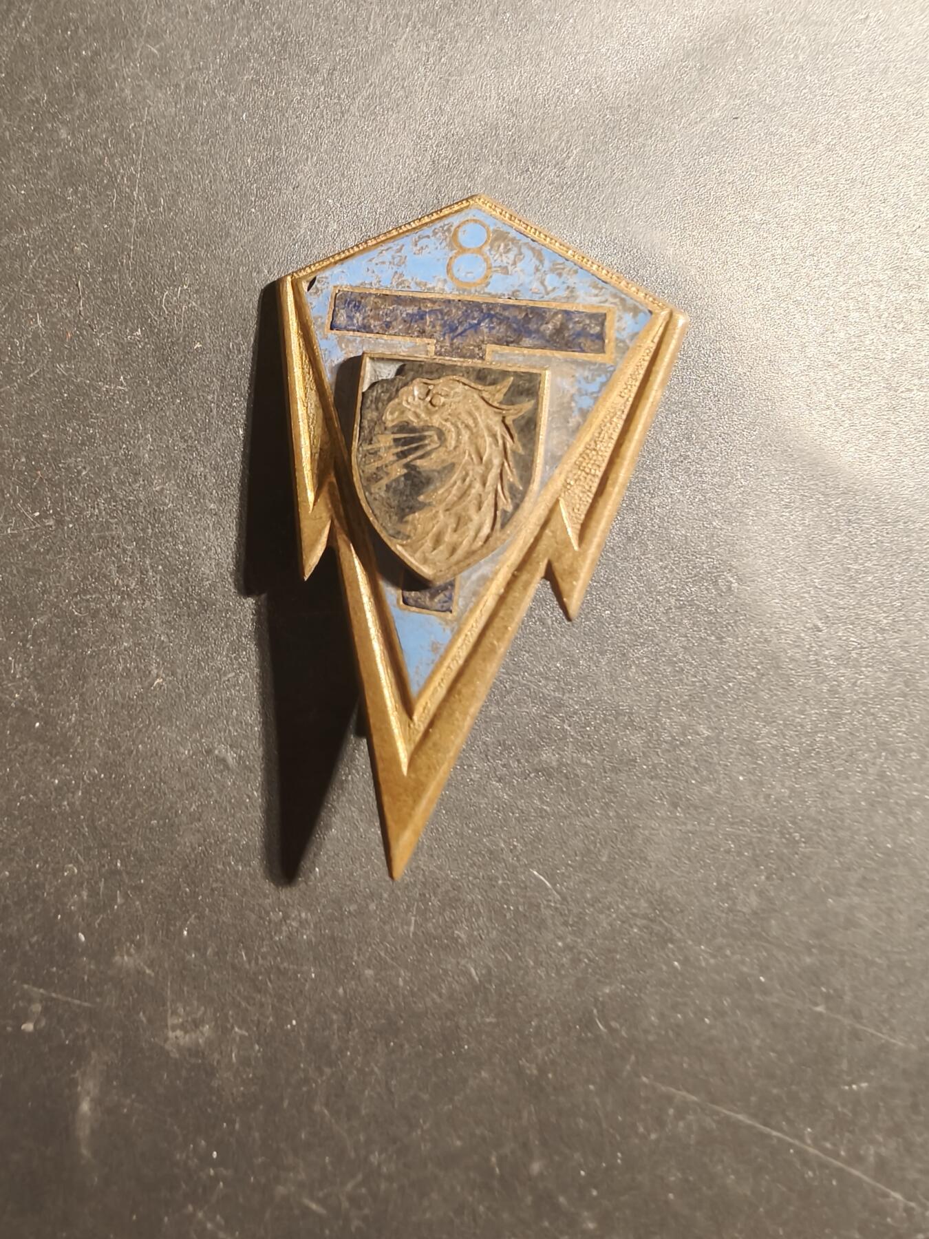 老王徽章第179期 法国第8通信团证章