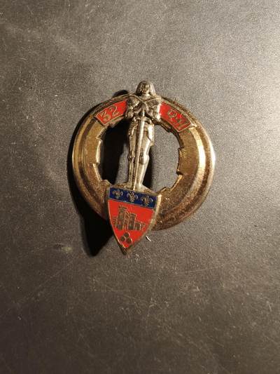 老王徽章第179期 - 法国陆军第32炮兵团证章