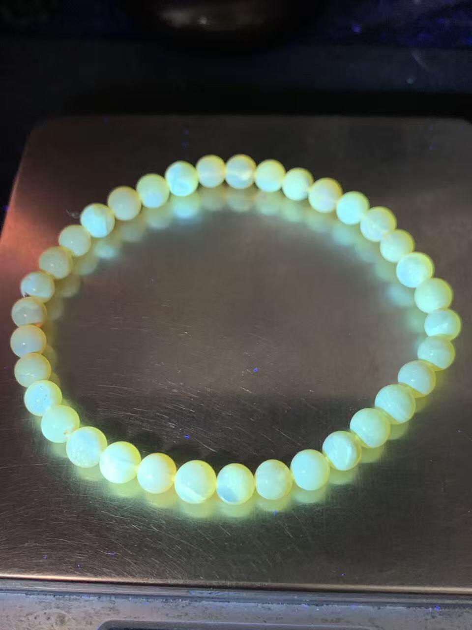 天然俄料蜜蜡单圈手串1条！