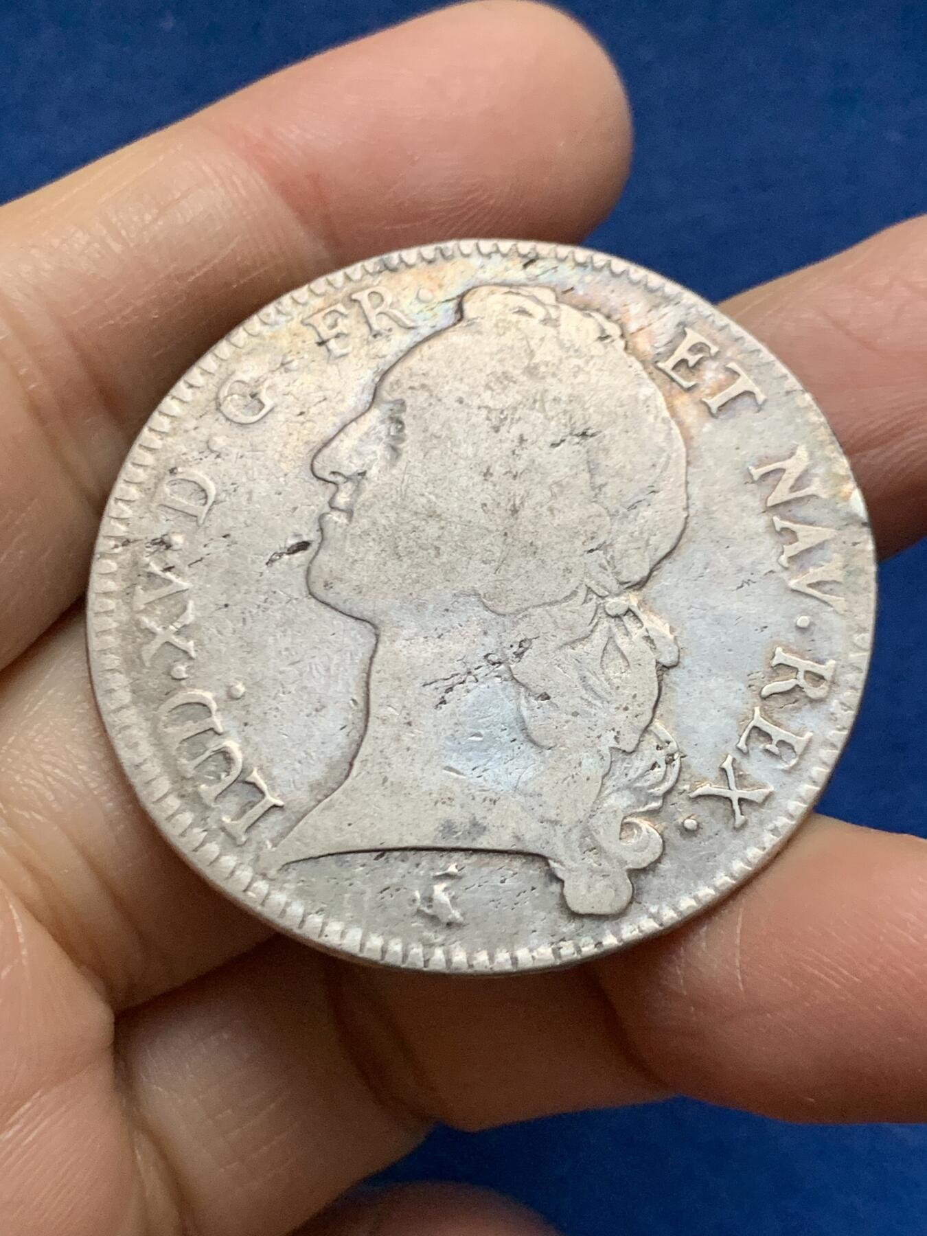 《竞宝斋》第461场 周日，周一，2场连拍 （全场包邮）欢迎送拍 法国1768年A版路易十五埃居大银币