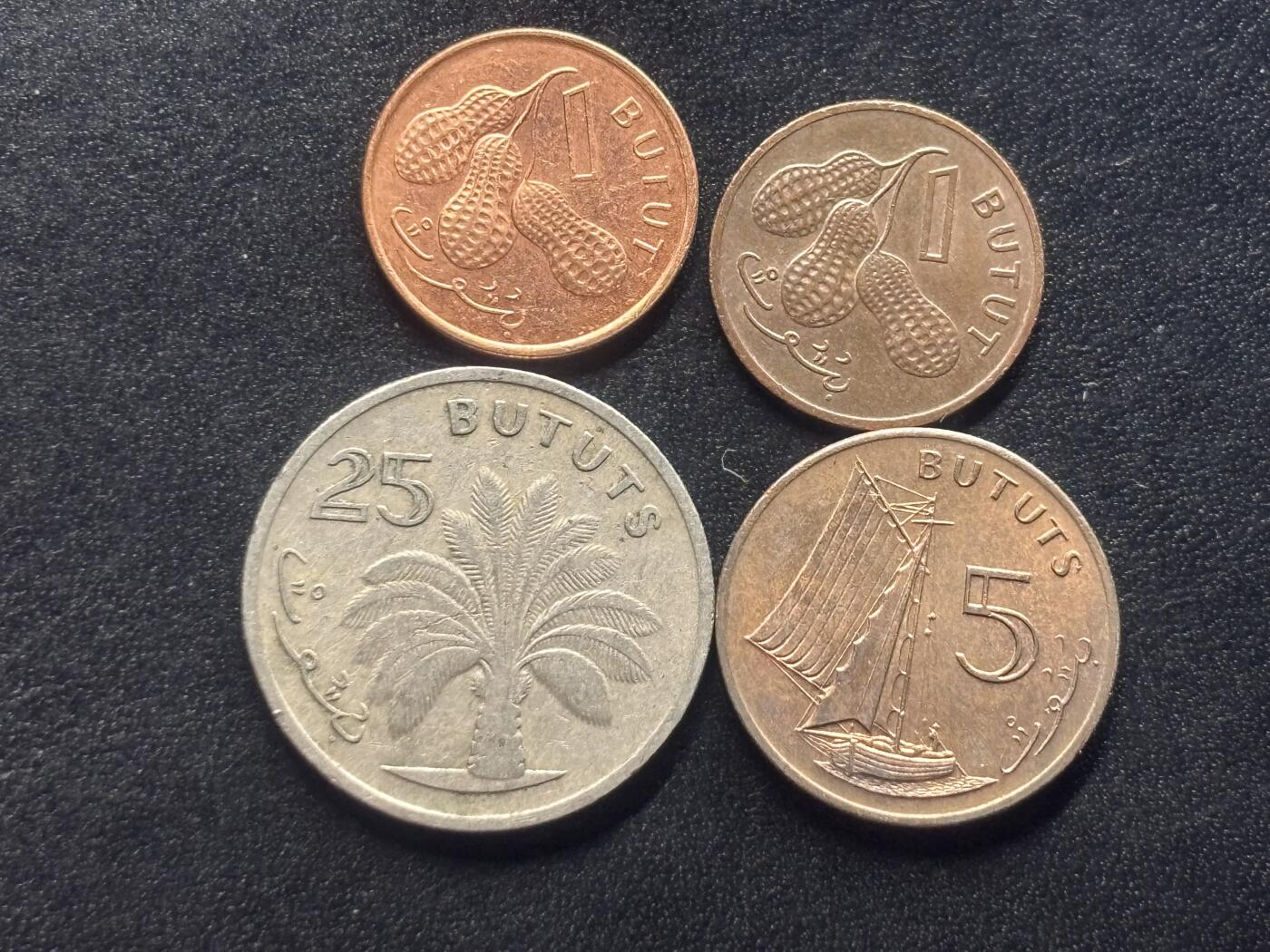 邮泉阁限时拍卖第四十场 非洲专场（硬币在国外。请付邮费6元。） 冈比亚4枚