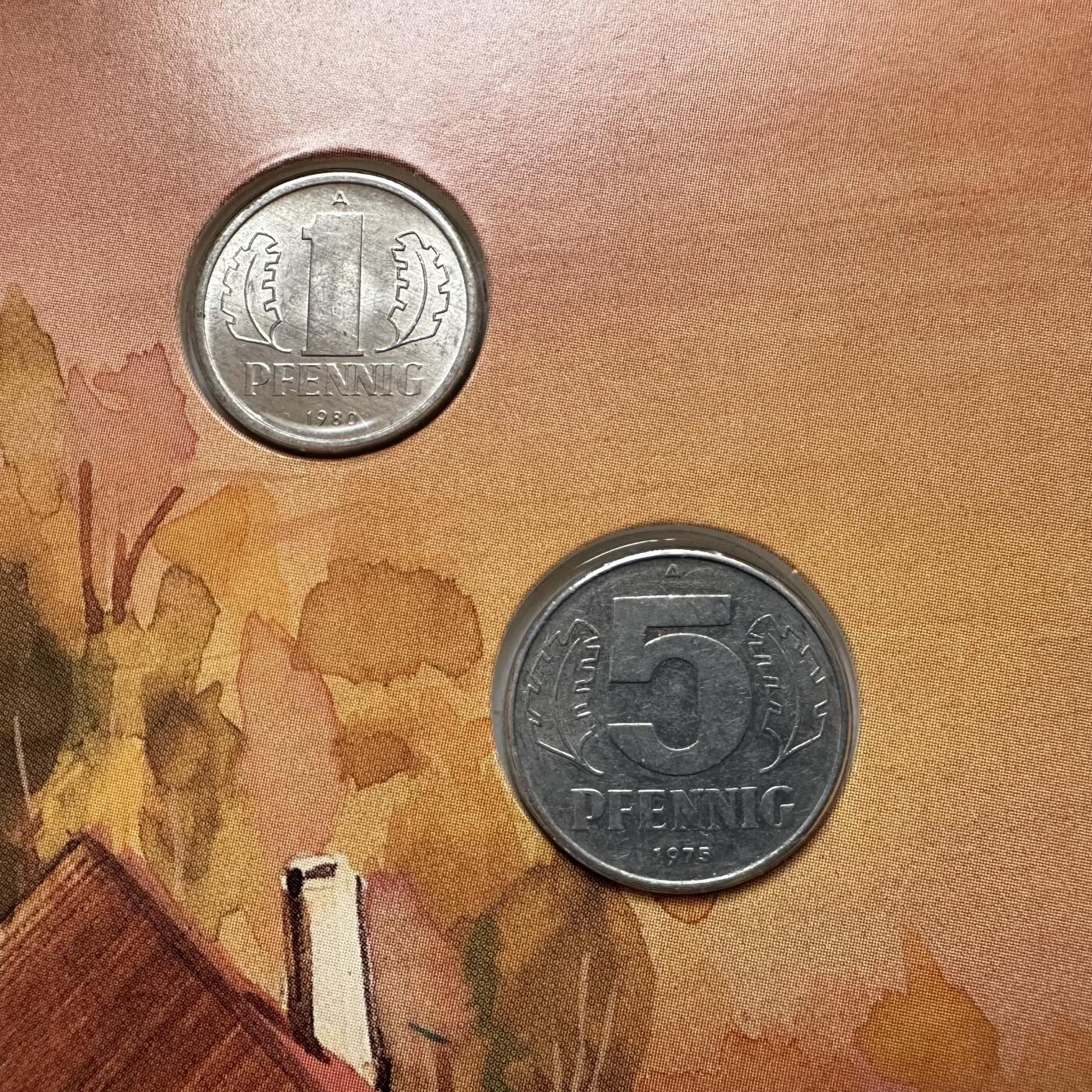 🌹外币初藏🌹🐯2026年第12场  每周二四六晚8️⃣点 接代拍 东德卡装五枚套