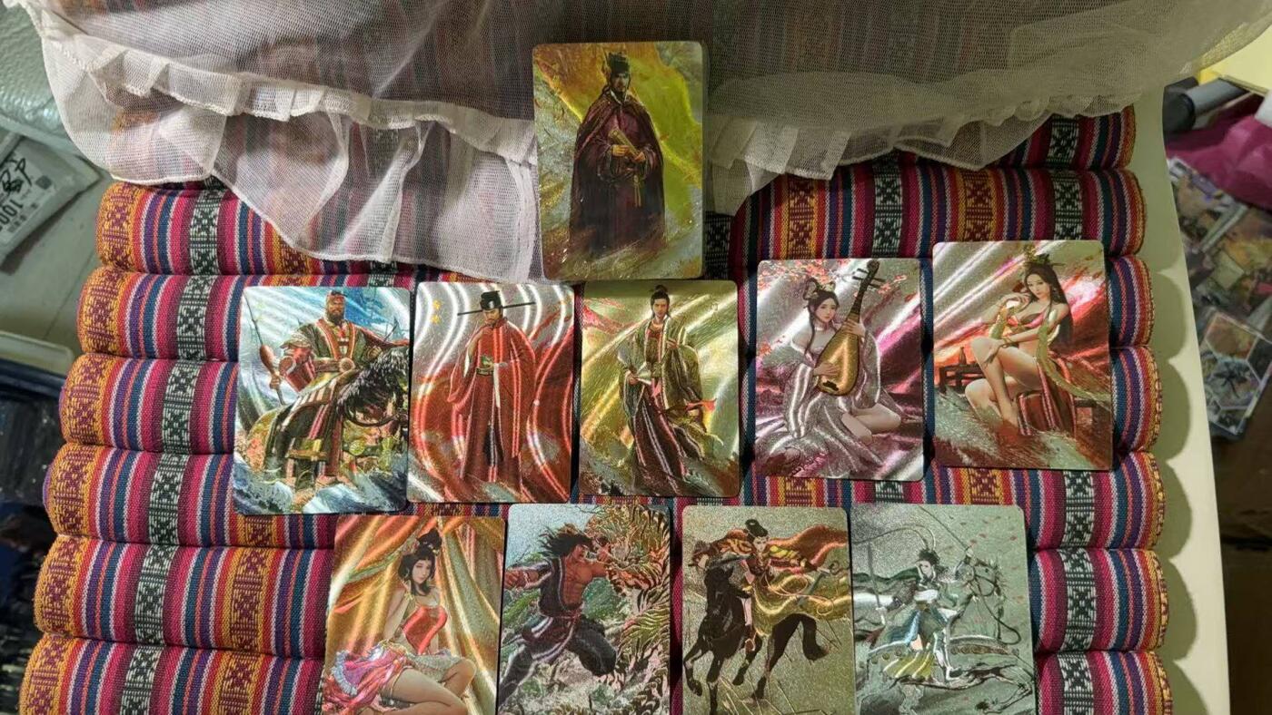 光影卡牌第29期，各家亲签，各家套卡，持续收拍品 丹青水浒粗闪第几弹忘了好像第三弹+特卡9张