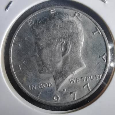 沼泽如烟--第974场 - 美国1977年半元