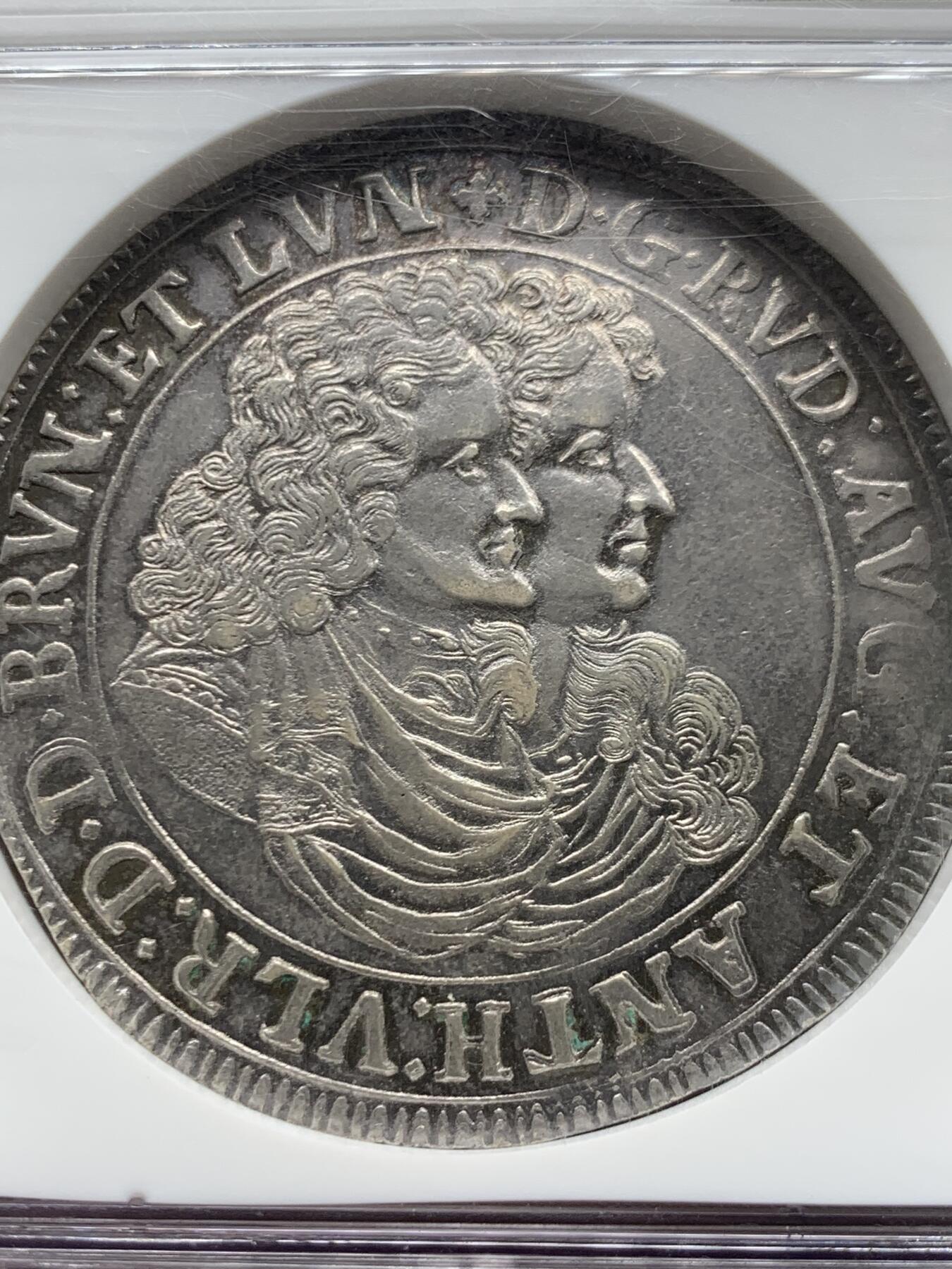 《竞宝斋》第461场 周日，周一，2场连拍 （全场包邮）欢迎送拍 NGC AU58 亚军分 德国不伦瑞克-沃尔芬比特尔 1702 泰勒银币 安东·乌尔里希、鲁道夫·奥古斯特共治时期发行 罕见品种 加厚盒封装