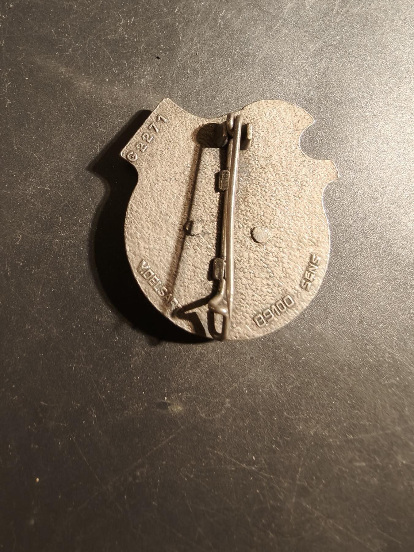 老王徽章第179期 法国陆军第11炮兵团证章