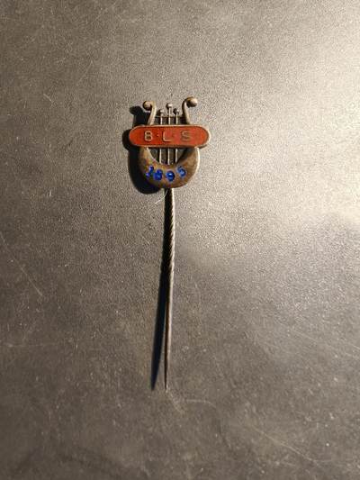 老王徽章第179期 - 丹麦音乐协会针插     925银珐琅     2.1g