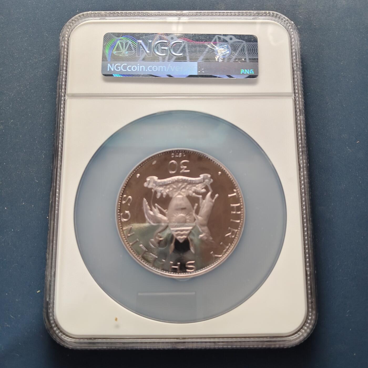 【全场包邮】纯粹捡漏拍499场-持续更新中 乌干达1969年30先令教皇约翰·保禄二世访问精制纪念银币【59.5毫米60克99.9%，纯银价约1680元（按28元银价估算）】-盒证全-量7460（含1969-1970年2年）-NGC PF68 ULTRA CAMEO