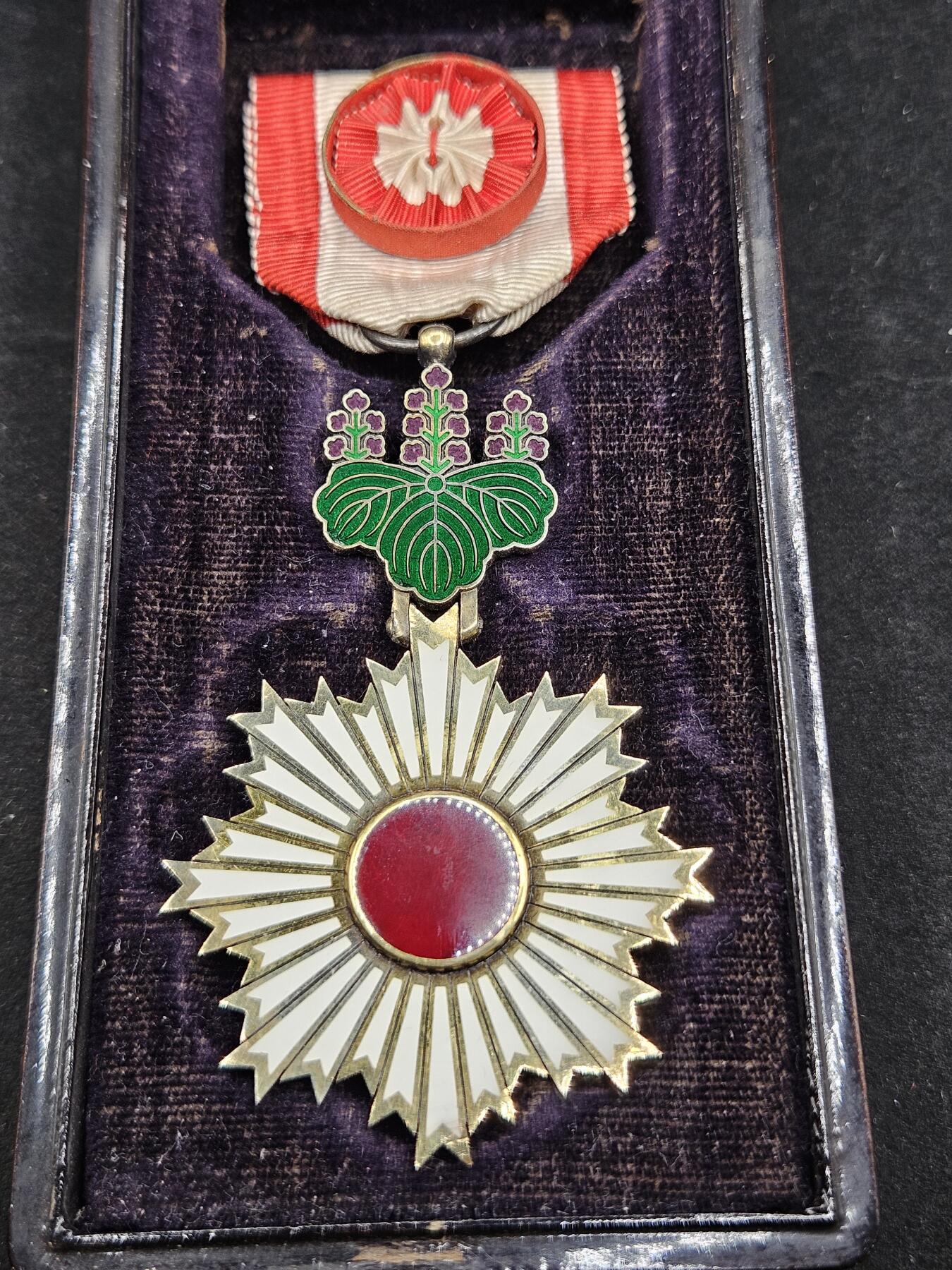 0元起拍勋章 第329期 咸鱼国勋章拍卖专场 1月28日（周三）下午6：00开始