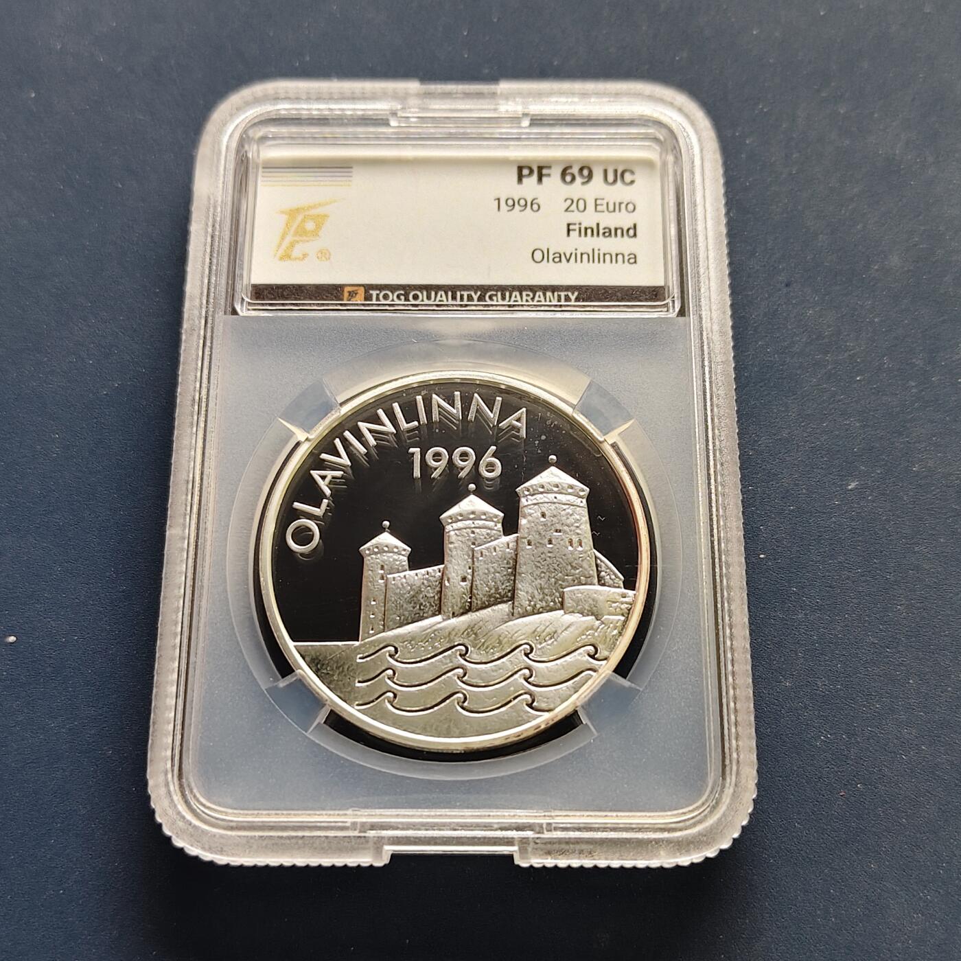 【全场包邮】纯粹捡漏拍499场-持续更新中 芬兰1996年20欧芬兰古城堡奥拉维城堡克朗型精制纪念银币【38.5毫米27.2克92.5%，纯银价约704元（按28元银价估算）】-TQG PF69 UC