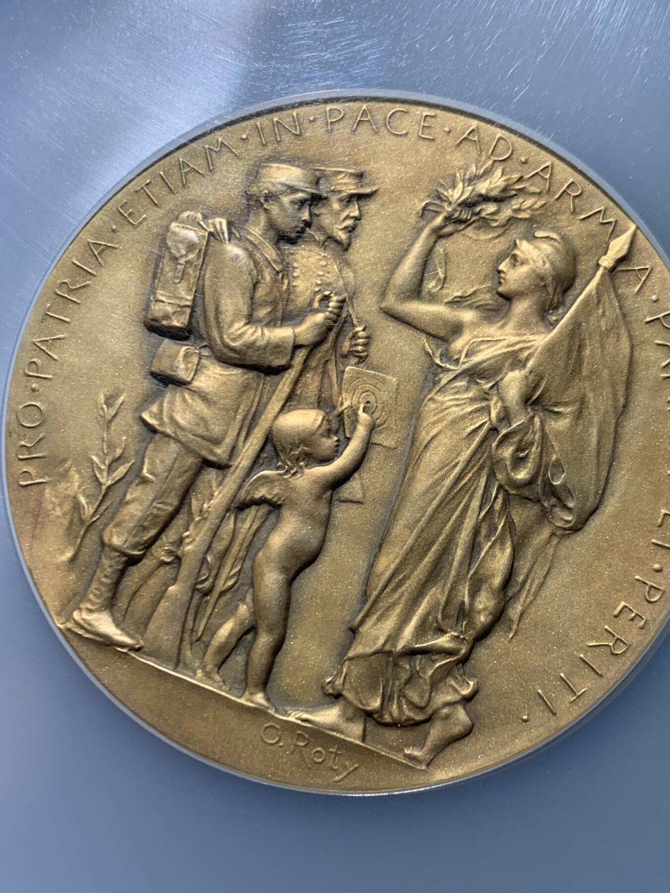 《竞宝斋》第461场 周日，周一，2场连拍 （全场包邮）欢迎送拍 NGC MS65 罗蒂作品 戎装玛丽安娜镀金银章 50mm 丰饶角边铭+argent 银标 战争动员 卫国练兵 主题银章