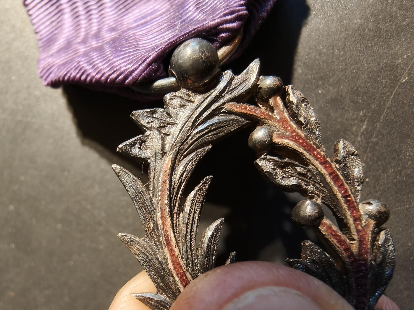 老王徽章第179期 法国骑士级棕榈叶勋章    带纸盒    银质珐琅