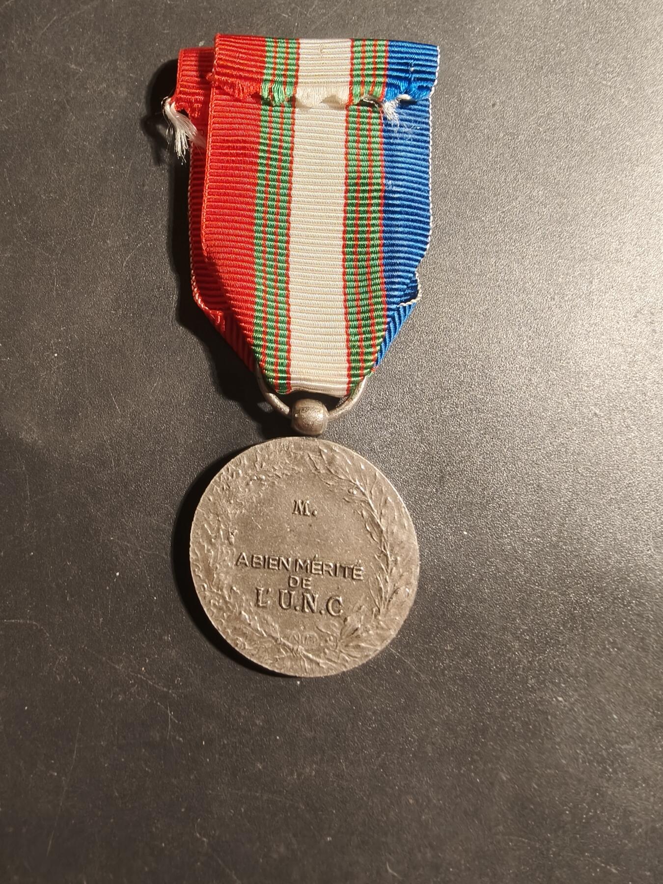 老王徽章第179期 法国一战UNC老兵协会奖章   镀银版    银棕榈勋饰