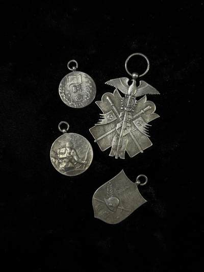 戎马世界章牌大赏第110期 - 复刻章一组