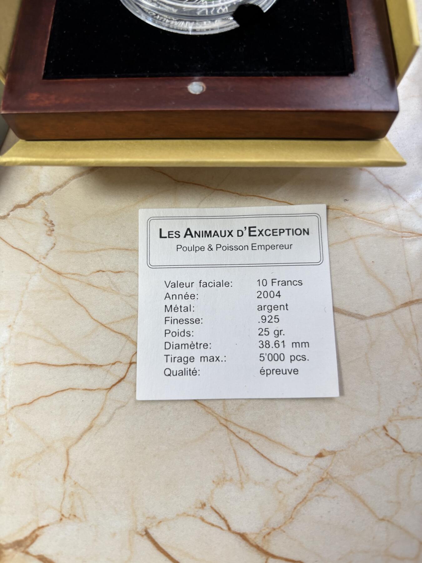 第189期拍卖 刚果2004年海洋动物系列国王鱼炫彩25克纪念银币，925银，发行5000枚